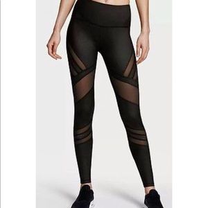 VS Mesh Knockout Leggings
